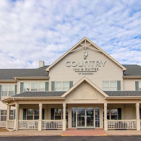 Country Inn & Suites By Radisson, Stockton, Il Bagian luar foto