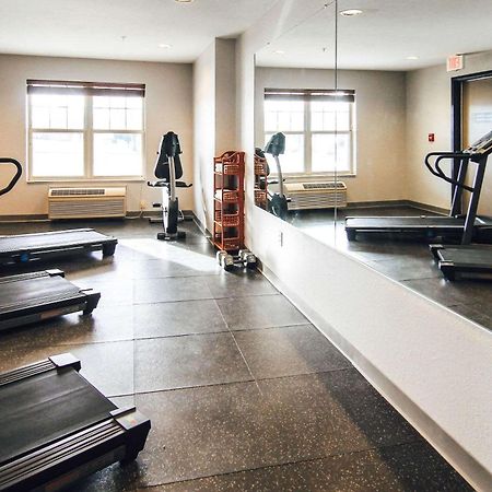 Country Inn & Suites By Radisson, Stockton, Il Bagian luar foto